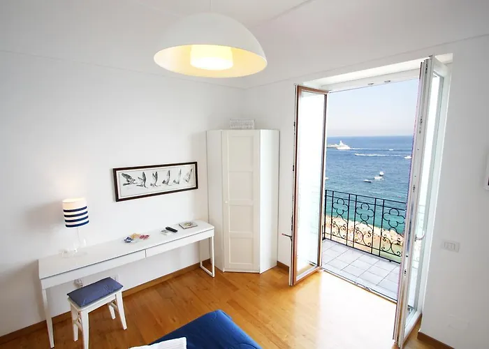 卡普里旅馆 4* 卡普里