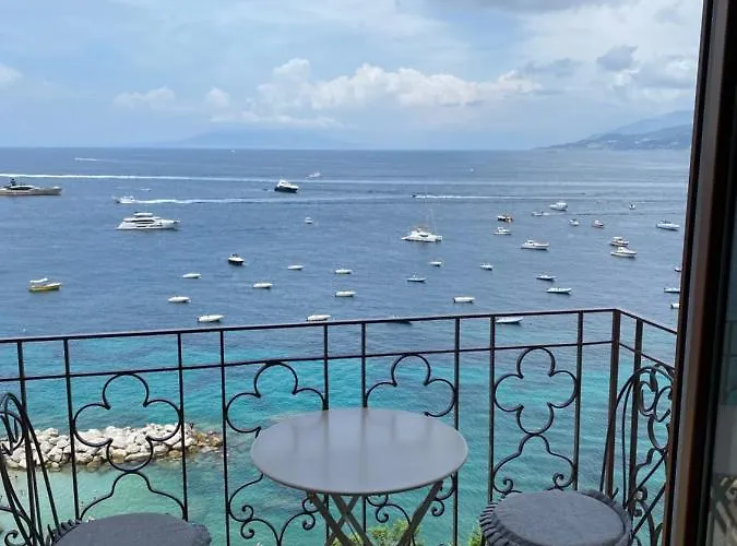 卡普里旅馆 4* 卡普里