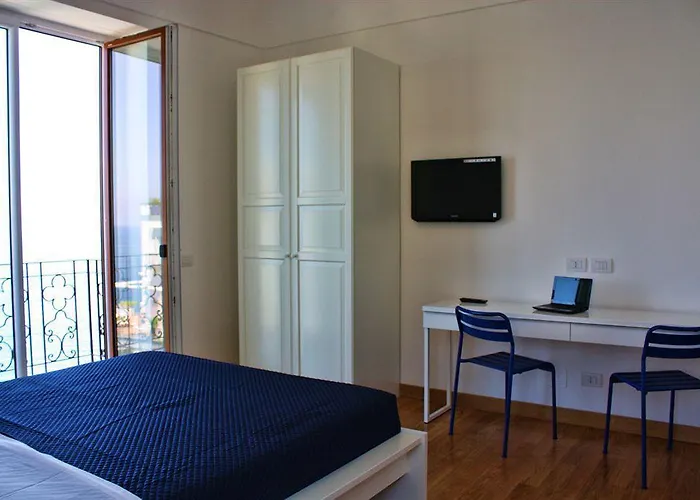 卡普里旅馆 住宿加早餐酒店 4*