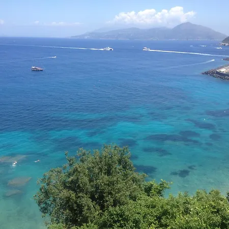 卡普里旅馆