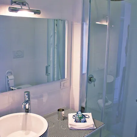 カプリ イン 4* カプリ