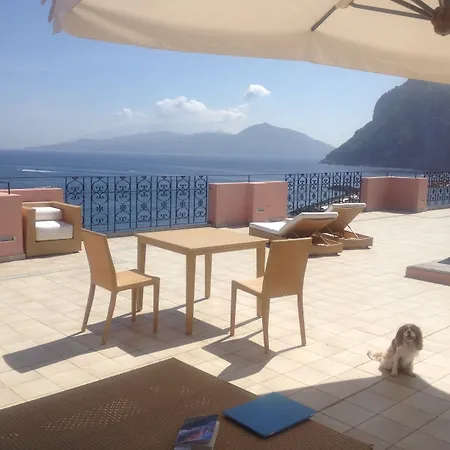 Couette-café Capri Inn Capri