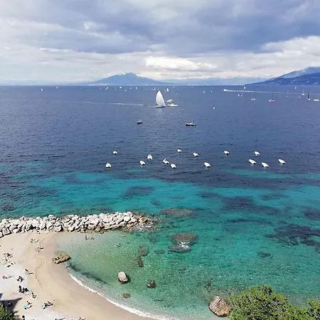 ベッド・アンド・ブレックファスト カプリ イン カプリ