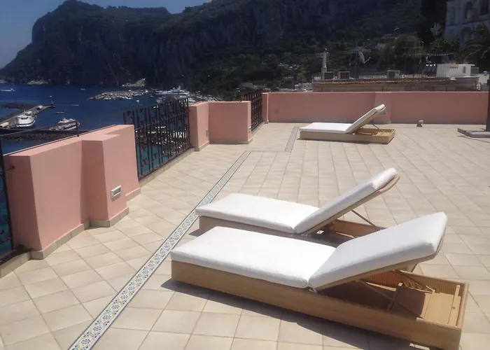 Bed and breakfast Capri Inn 4*