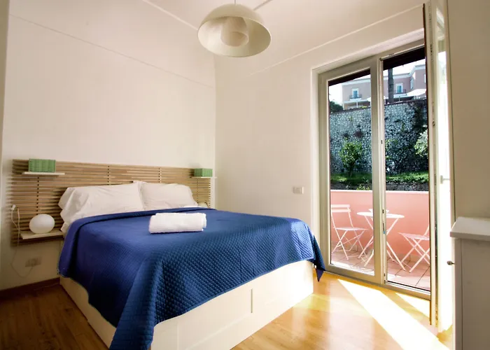 Bed and breakfast Capri Inn