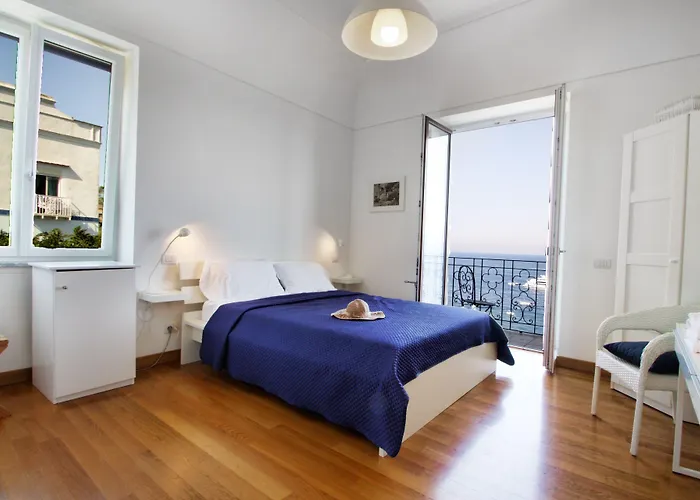 Capri Inn Bed and breakfast