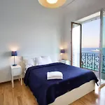 Capri Inn לינה וארוחת בוקר