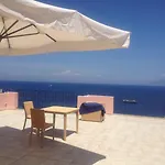 Capri Inn 4* קאפרי